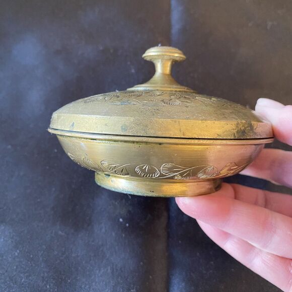 Vintage Solid Brass Etched Floral Design Lidded Bowl. Altar. Decor. India. - Picture 3 of 8